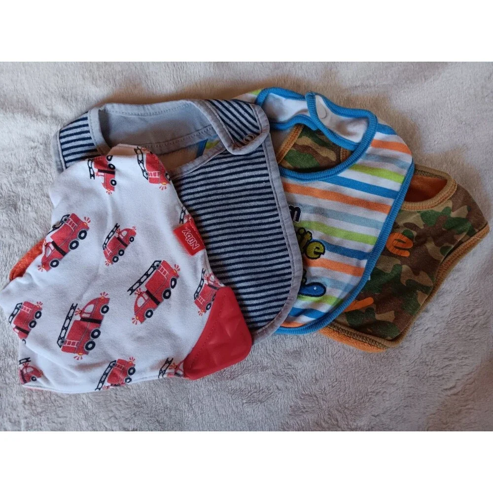 Bibs Lot Of 4 Baby Boys Fabric teether nursing